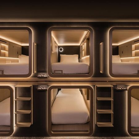 Cube Social Boutique Capsule Hotel At Boat Quay Singapour Extérieur photo