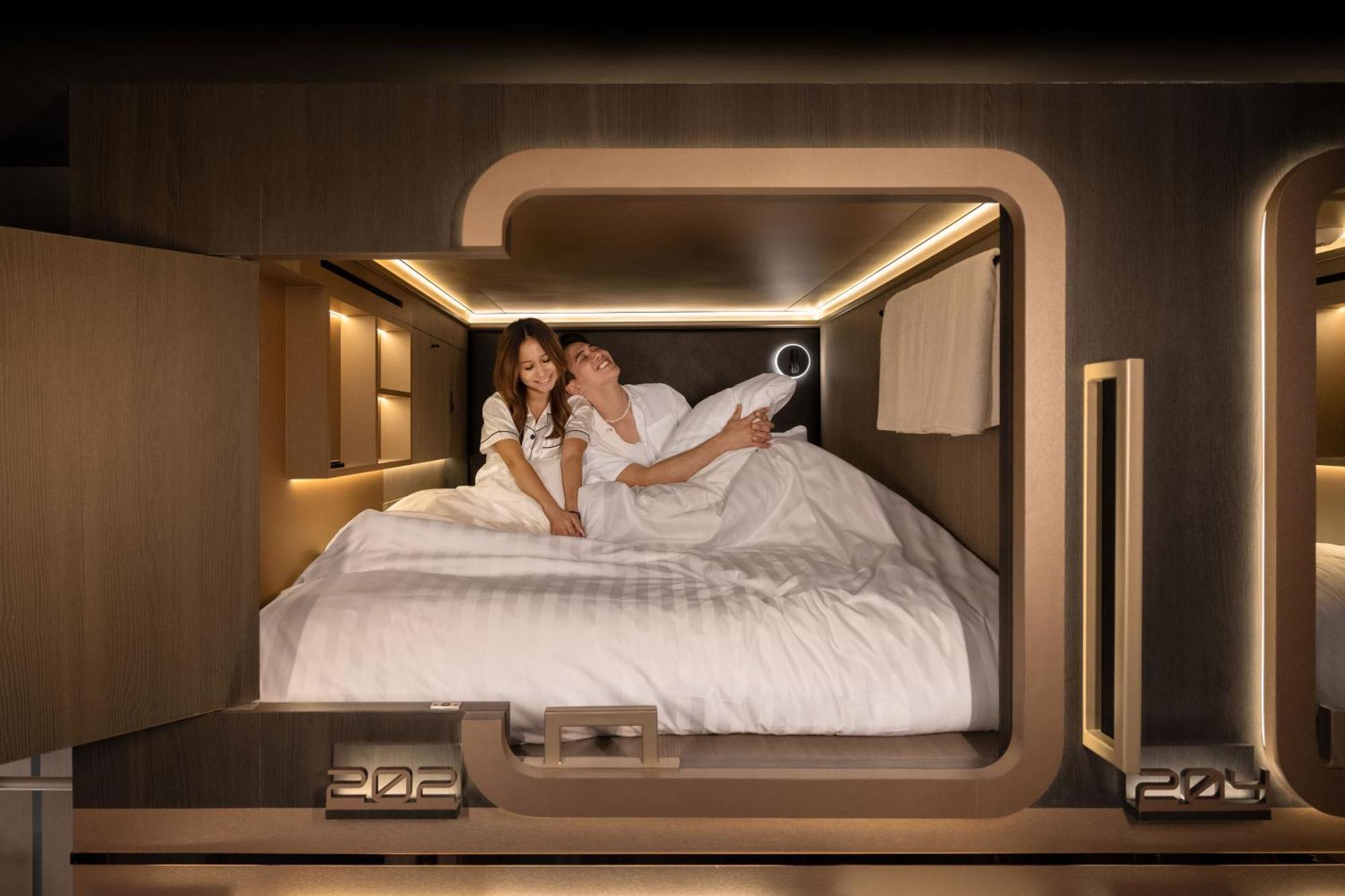 Cube Social Boutique Capsule Hotel At Boat Quay Singapour Extérieur photo