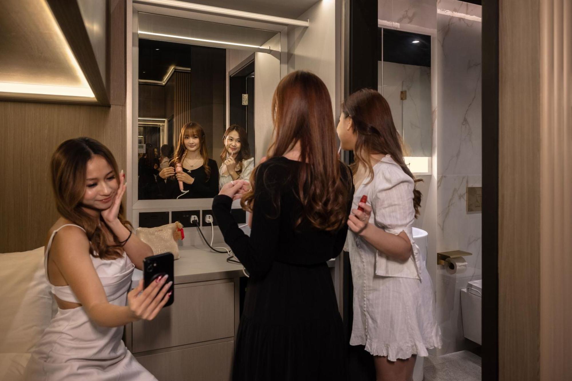Cube Social Boutique Capsule Hotel At Boat Quay Singapour Extérieur photo