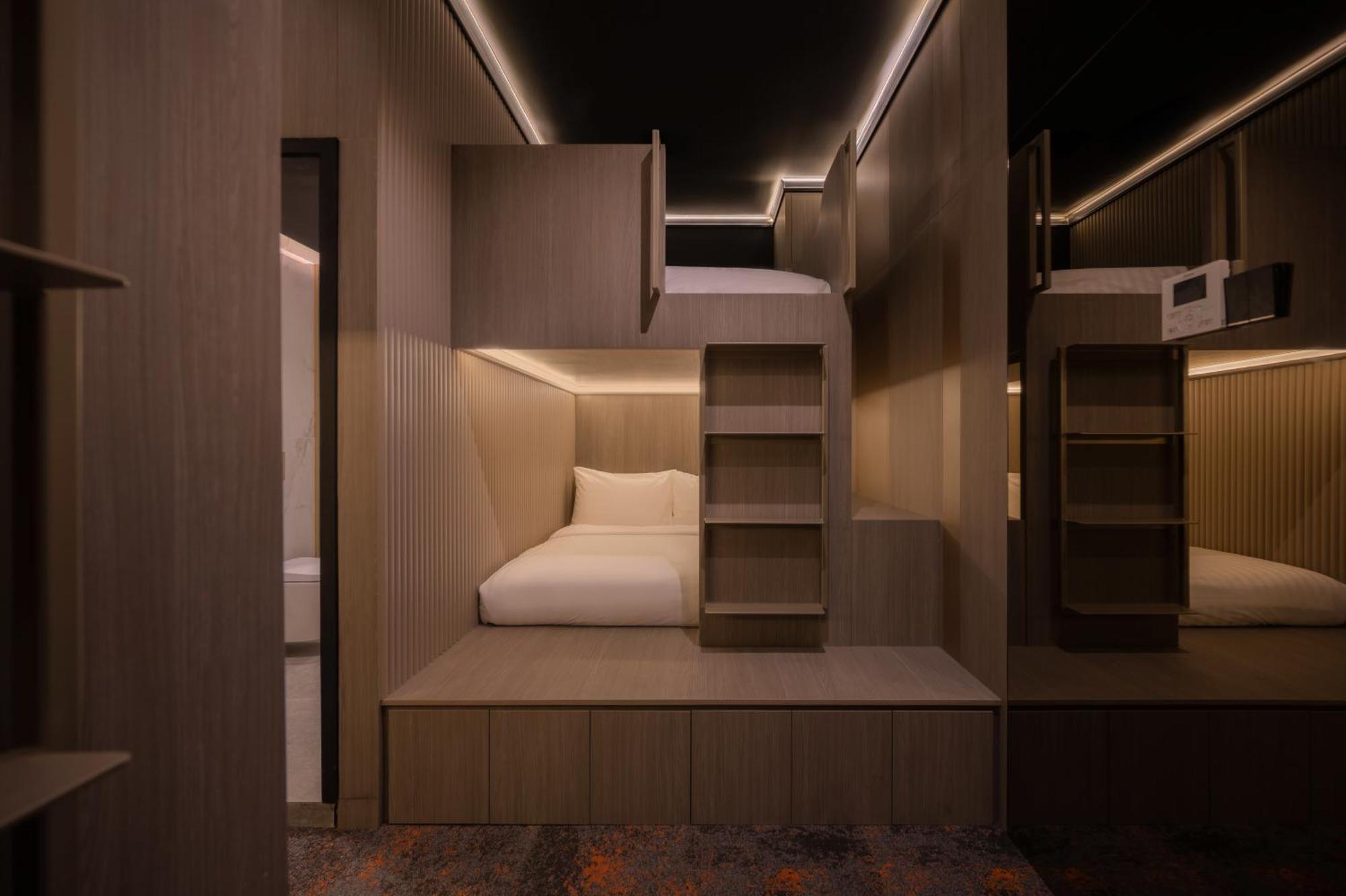 Cube Social Boutique Capsule Hotel At Boat Quay Singapour Extérieur photo