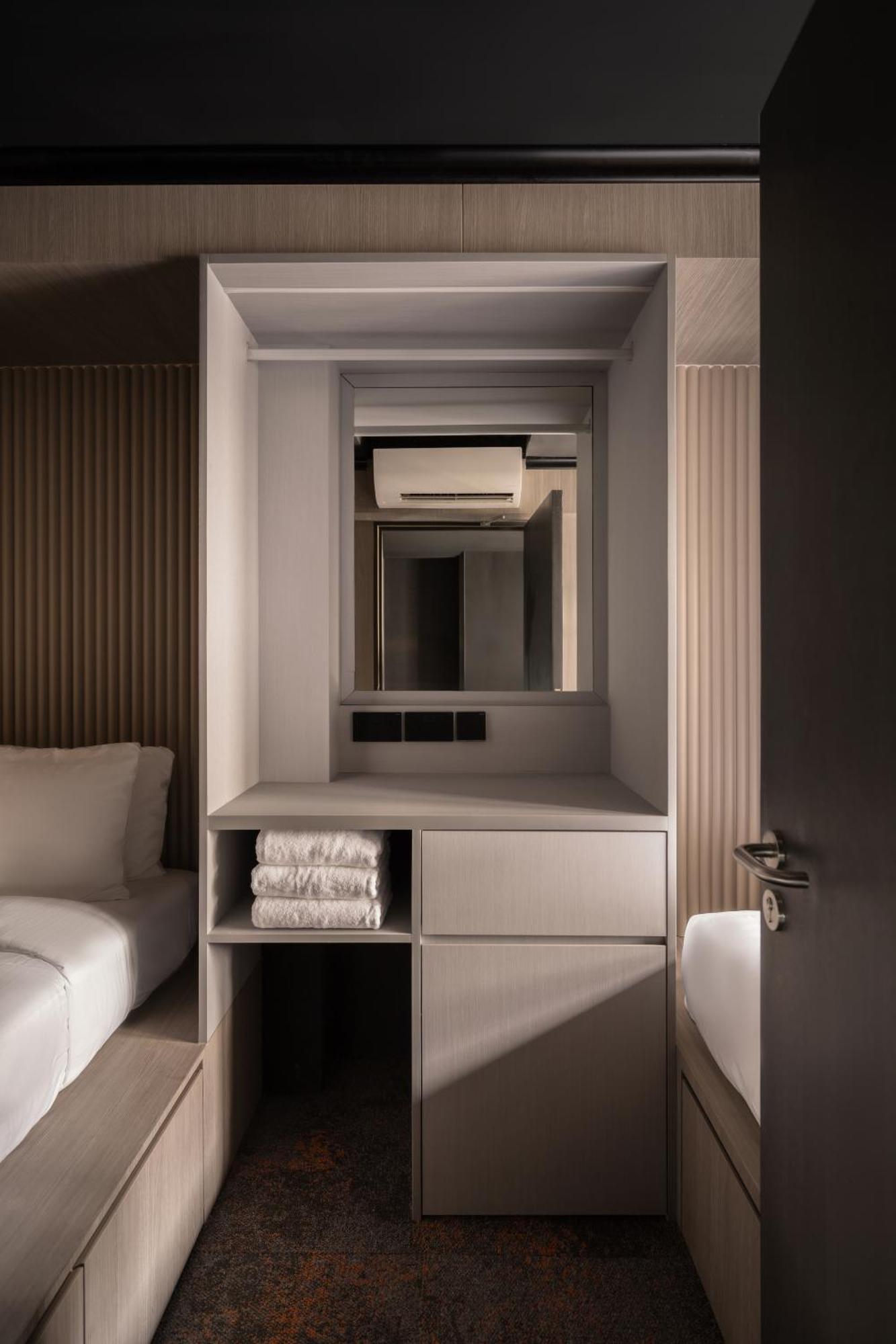 Cube Social Boutique Capsule Hotel At Boat Quay Singapour Extérieur photo