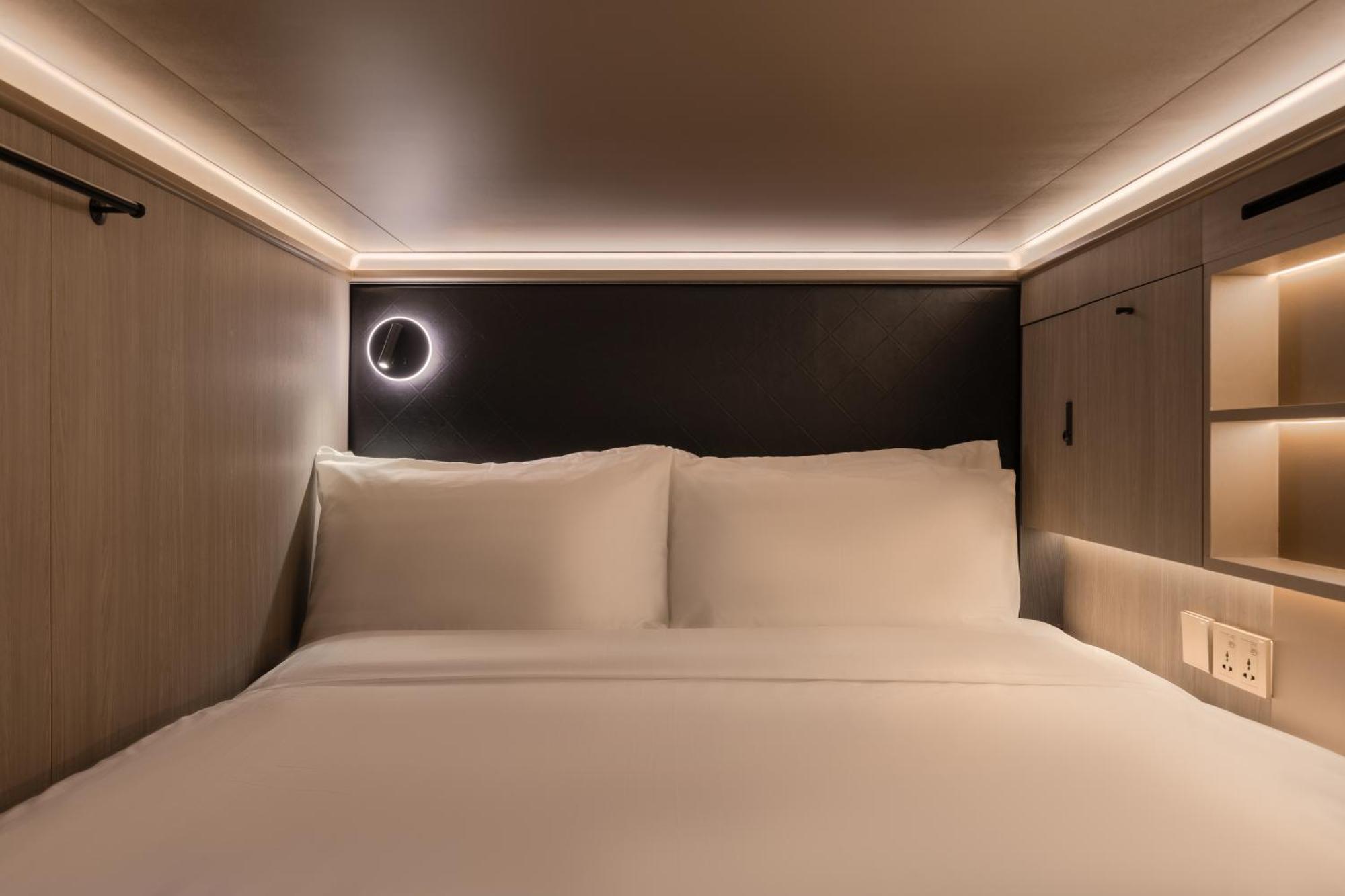 Cube Social Boutique Capsule Hotel At Boat Quay Singapour Extérieur photo