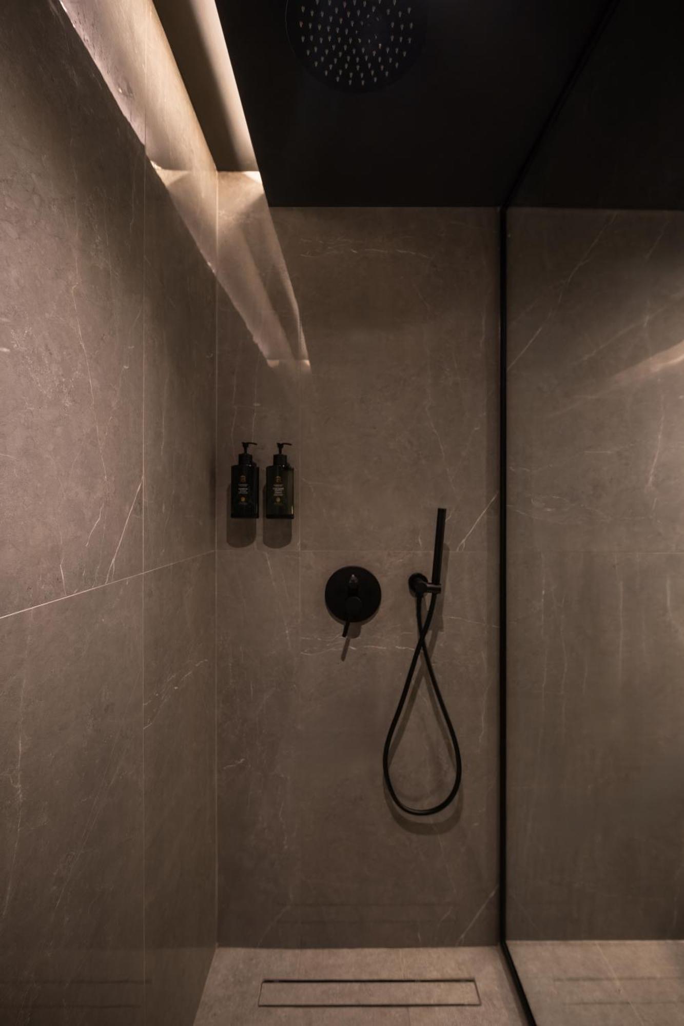 Cube Social Boutique Capsule Hotel At Boat Quay Singapour Extérieur photo