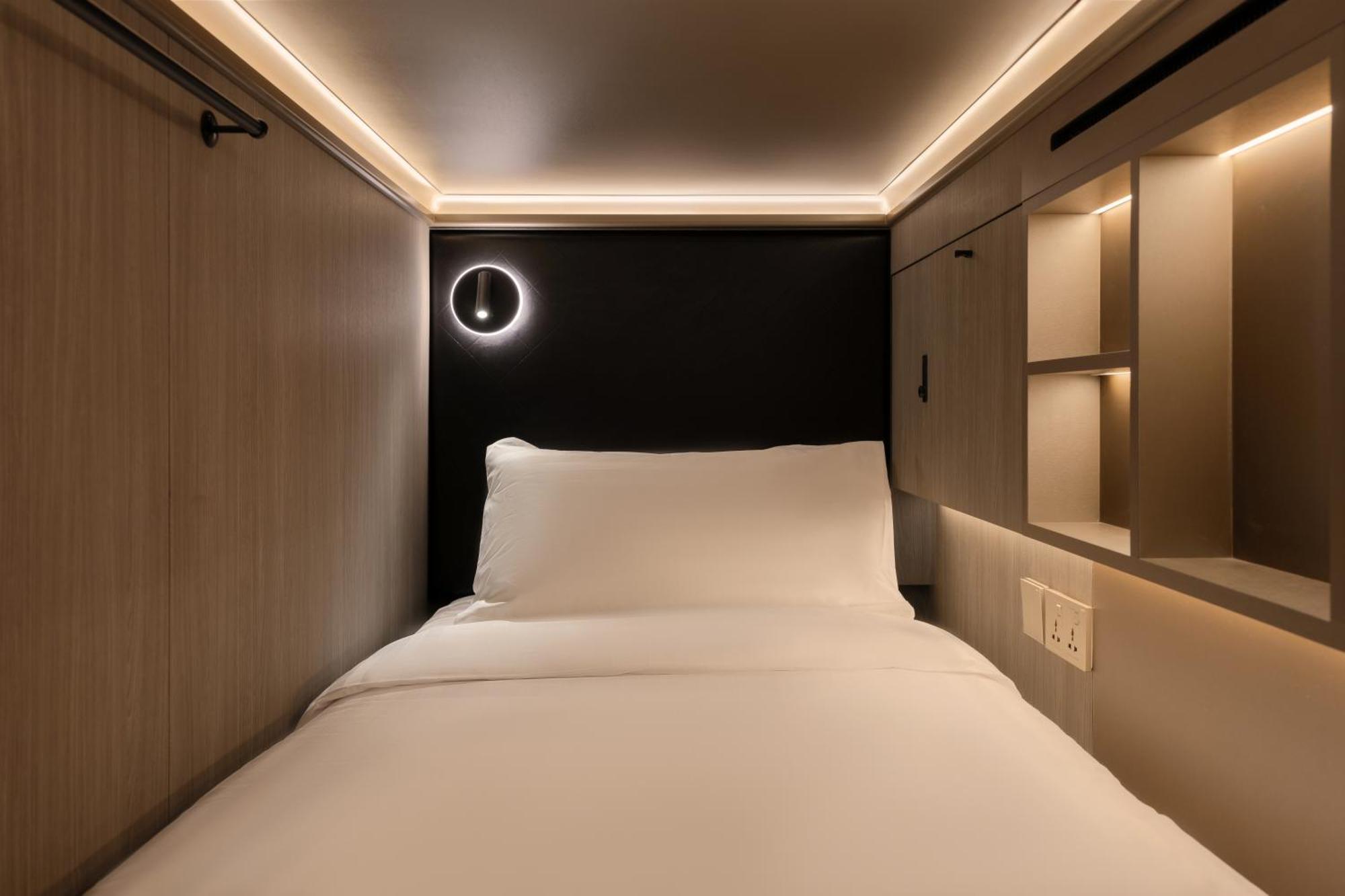 Cube Social Boutique Capsule Hotel At Boat Quay Singapour Extérieur photo